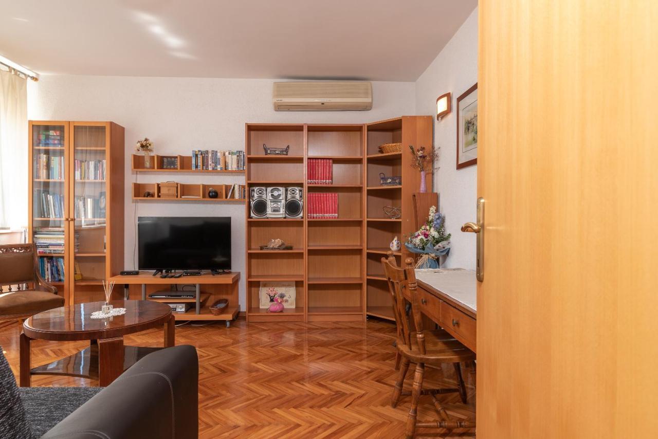 Apartment Bruno Trogir Eksteriør billede