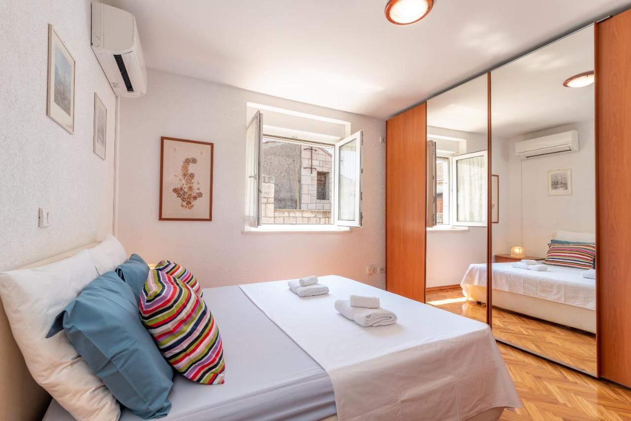 Apartment Bruno Trogir Eksteriør billede