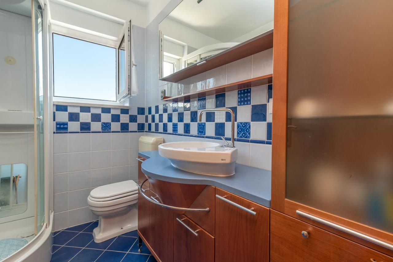 Apartment Bruno Trogir Eksteriør billede