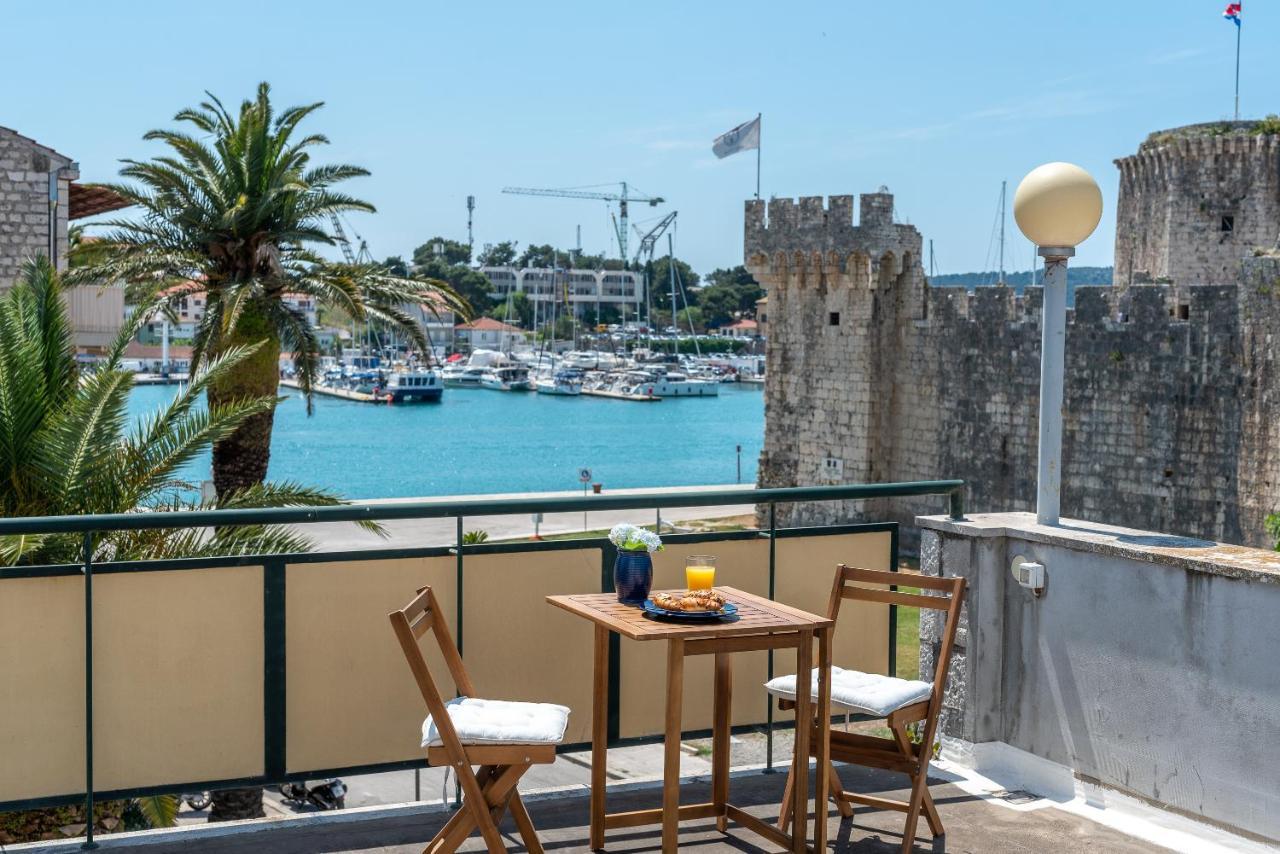 Apartment Bruno Trogir Eksteriør billede