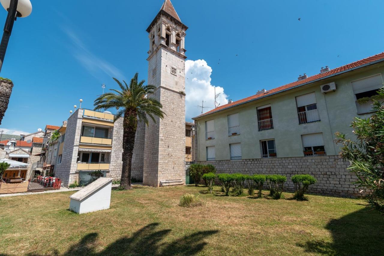 Apartment Bruno Trogir Eksteriør billede